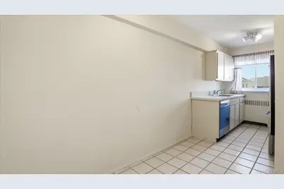 200 Atlantic Avenue #226, Lynbrook, NY 11563 - Photo 12