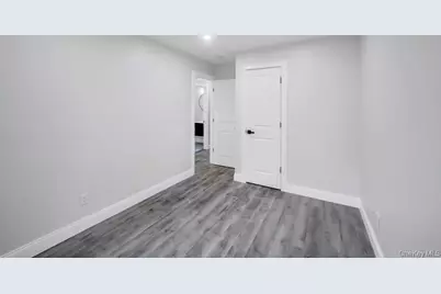 3004 New London Avenue, Medford, NY 11763 - Photo 20