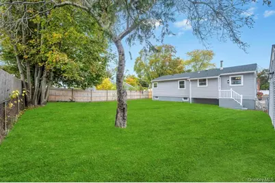 3004 New London Avenue, Medford, NY 11763 - Photo 34