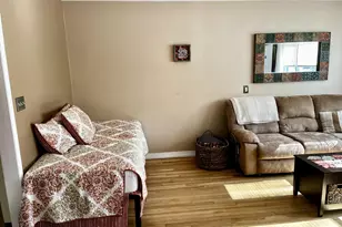 105 Finch Ln, Islip, NY 11751 - Photo 6