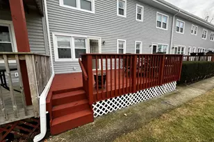 105 Finch Ln, Islip, NY 11751 - Photo 18