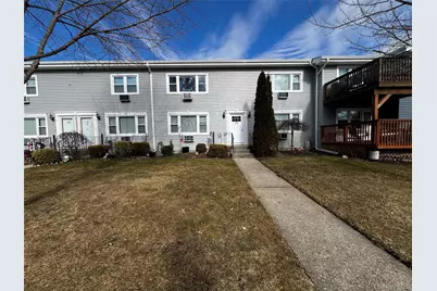 105 Finch Lane #1B, Islip, NY 11751 - Photo 1