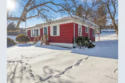 220 Wilbur Boulevard, Poughkeepsie, NY 12603 - Photo 6