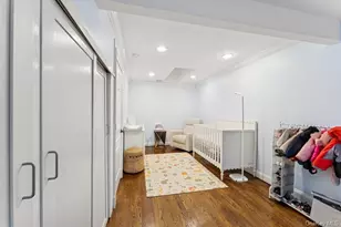 17 Windsor Gate Dr, North Hills, NY 11040 - Photo 18