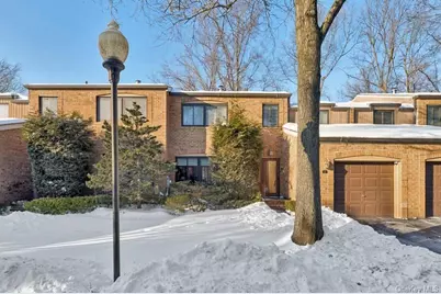 17 Windsor Gate Drive, North Hills, NY 11040 - Photo 1