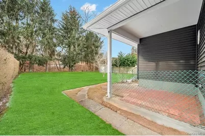 46 Ellen Place, Kings Park, NY 11754 - Photo 4