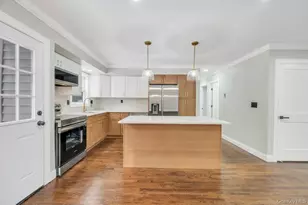 46 Ellen Pl, Kings Park, NY 11754 - Photo 14