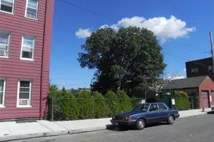 49 5th St, New Rochelle, NY 10801 - Photo 2