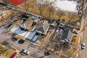 169 Wilton St, New Hyde Park, NY 11040 - Photo 4