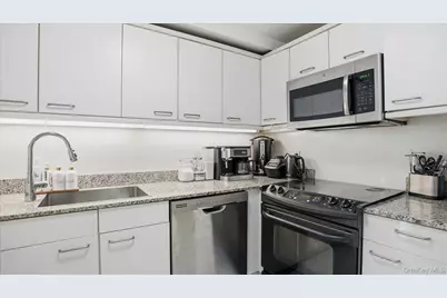 100 Cuttermill Road #4M, Great Neck, NY 11021 - Photo 12