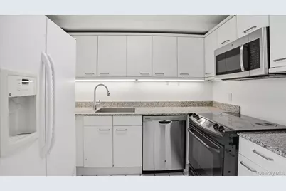 100 Cuttermill Road #4M, Great Neck, NY 11021 - Photo 8