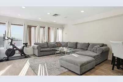 100 Cuttermill Road #4M, Great Neck, NY 11021 - Photo 8