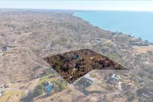 32 Old Canoe Place Rd, Hampton Bays, NY 11946 - Photo 2