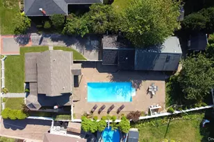 3 Berry Hill Ln, Bethpage, NY 11714 - Photo 42