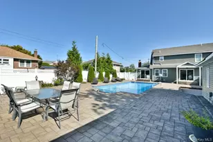 3 Berry Hill Ln, Bethpage, NY 11714 - Photo 34