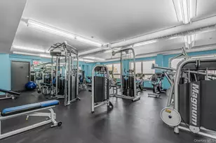 1490 Outlook Ave, Bronx, NY 10465 - Photo 20