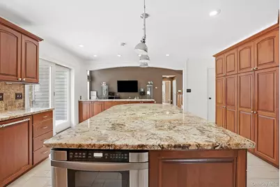 1010 Pine View, New Windsor, NY 12553 - Photo 16