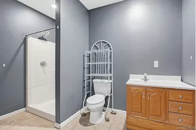 1010 Pine View, New Windsor, NY 12553 - Photo 26