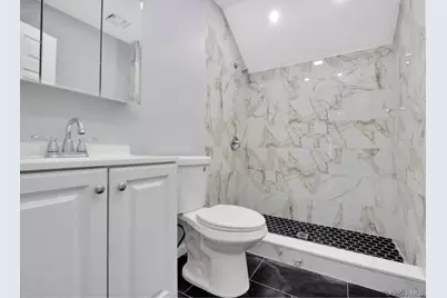 178 N Ocean Avenue, Patchogue, NY 11772 - Photo 16