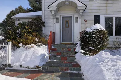 24 McKinley Avenue, White Plains, NY 10606 - Photo 4