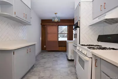 24 McKinley Avenue, White Plains, NY 10606 - Photo 18