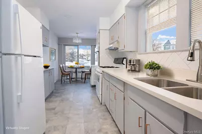 24 McKinley Avenue, White Plains, NY 10606 - Photo 16