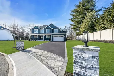 3 Carmine Court, Commack, NY 11725 - Photo 2