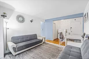 50-21 39th Pl, Sunnyside, NY 11104 - Photo 2