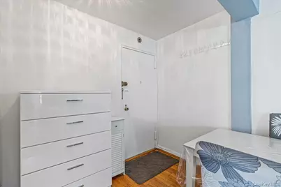 50-21 39th Place #4H, Sunnyside, NY 11104 - Photo 4