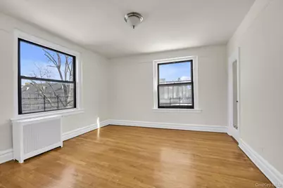 72-34 Austin #D3, Forest Hills, NY 11375 - Photo 6
