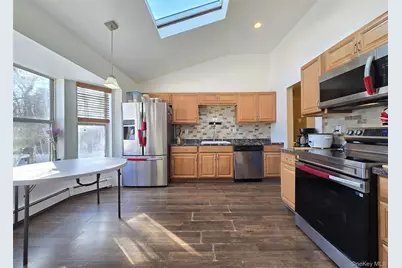 54 Beacon Street, Shirley, NY 11967 - Photo 6