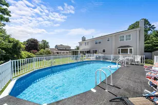 3 Crystal Brook Ct, Islip, NY 11751 - Photo 36