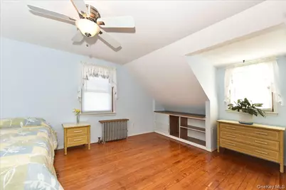 236 Thelma Avenue, Merrick, NY 11566 - Photo 16