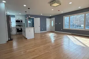 115-11 180th St, Jamaica, NY 11434 - Photo 2