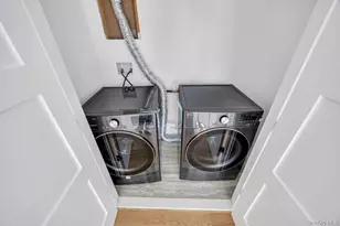 45 Ramble Ln, Levittown, NY 11756 - Photo 30