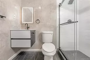 1043 Delaware Ave, Island Park, NY 11558 - Photo 16