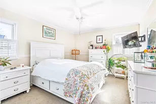 9 Golf Course Rd, Bellport, NY 11713 - Photo 10