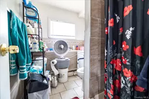 55 Bogart St, Huntington Station, NY 11746 - Photo 20