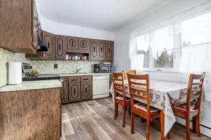 55 Bogart St, Huntington Station, NY 11746 - Photo 4