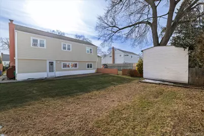 55 Bogart Street, Huntington Station, NY 11746 - Photo 24