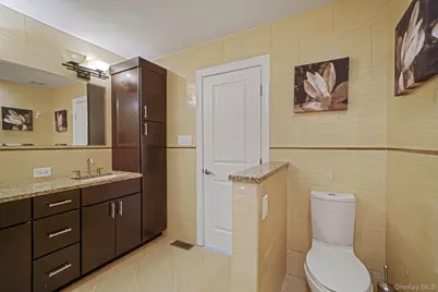 [Address not provided], Port Jefferson, NY 11777 - Photo 14