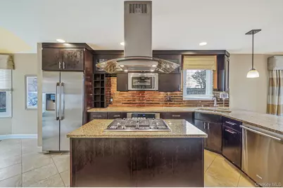 [Address not provided], Port Jefferson, NY 11777 - Photo 8