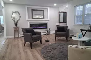 917 Sipp Ave, Patchogue, NY 11772 - Photo 12