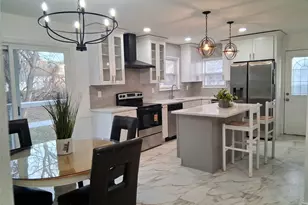 917 Sipp Ave, Patchogue, NY 11772 - Photo 14