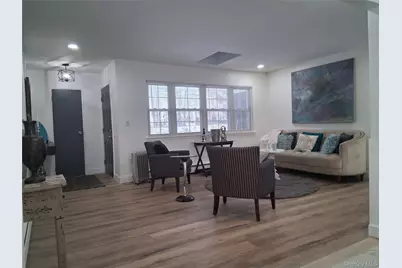 917 Sipp Avenue, Patchogue, NY 11772 - Photo 10