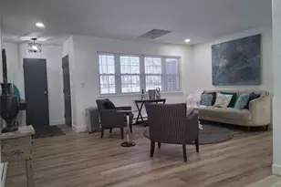 917 Sipp Ave, Patchogue, NY 11772 - Photo 10