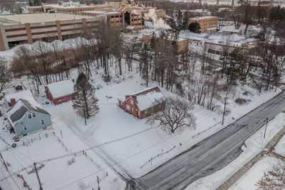 42 W Cedar Street, Poughkeepsie, NY 12601 - Photo 2