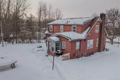 42 W Cedar Street, Poughkeepsie, NY 12601 - Photo 4