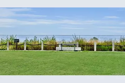 361 Rider Avenue, Patchogue, NY 11772 - Photo 44