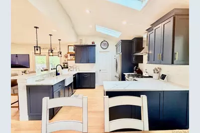 361 Rider Avenue, Patchogue, NY 11772 - Photo 10